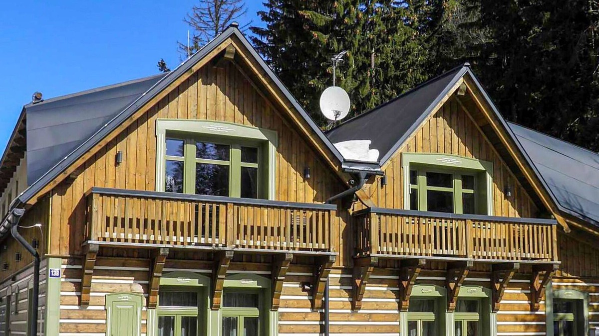 Pec pod Snezkou Apartment | Lovely apartment for 9 people with WIFI, TV, pets allowed and parking