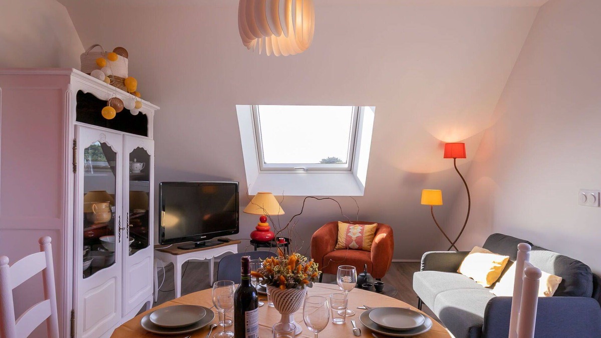 Coatroual Apartment | Lovely apartment for 4 guests with WIFI, TV and patio