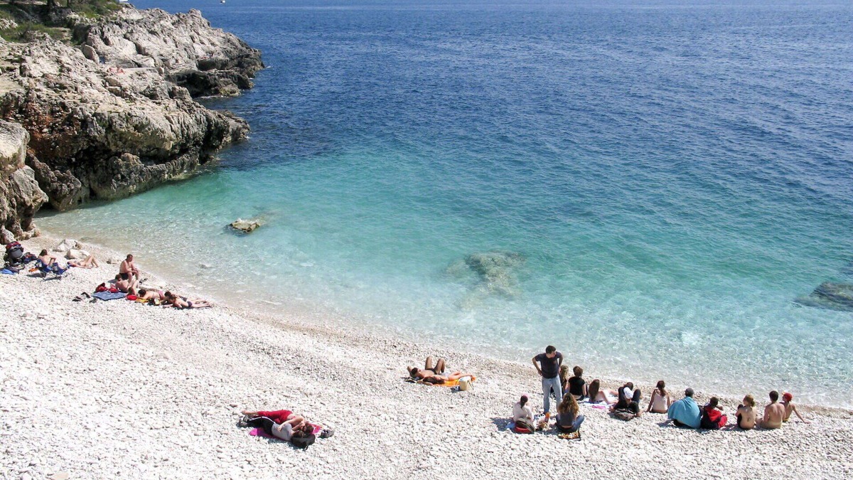 Jadreski Apartment | Lovely apartment for 6 people with private pool, A/C, WIFI, TV, terrace and parking