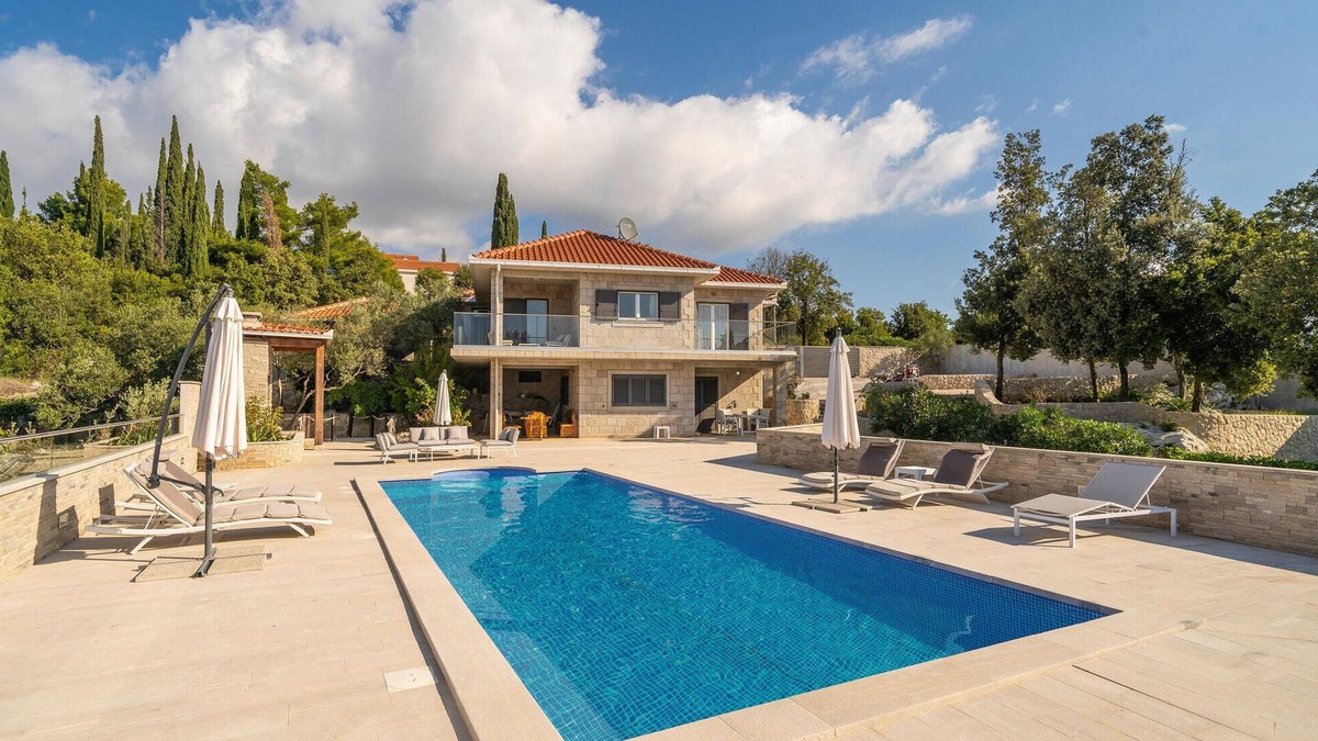 Mocici Apartment | Lovely apartment in Cilipi with WiFi