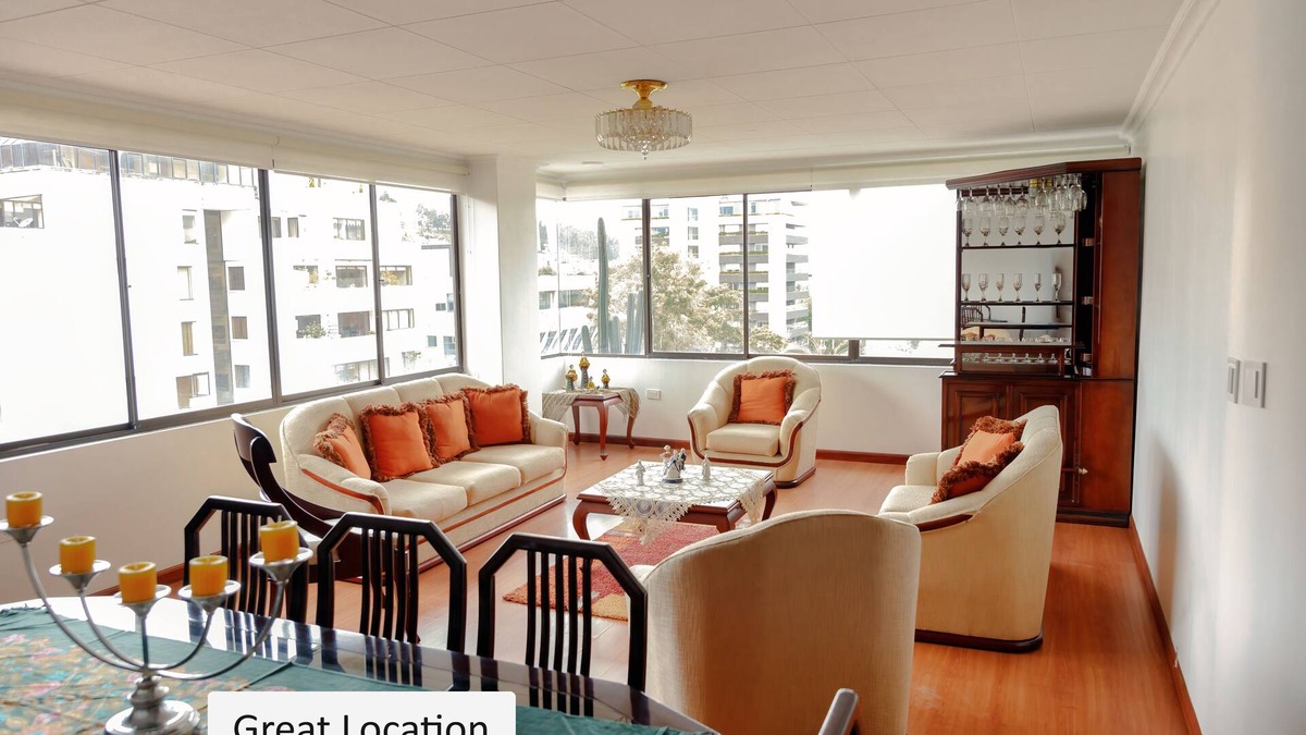 San Sebastian Apartment | Lovely apartment in Cuenca. 10 minutes away from the downtown. Close to the tram