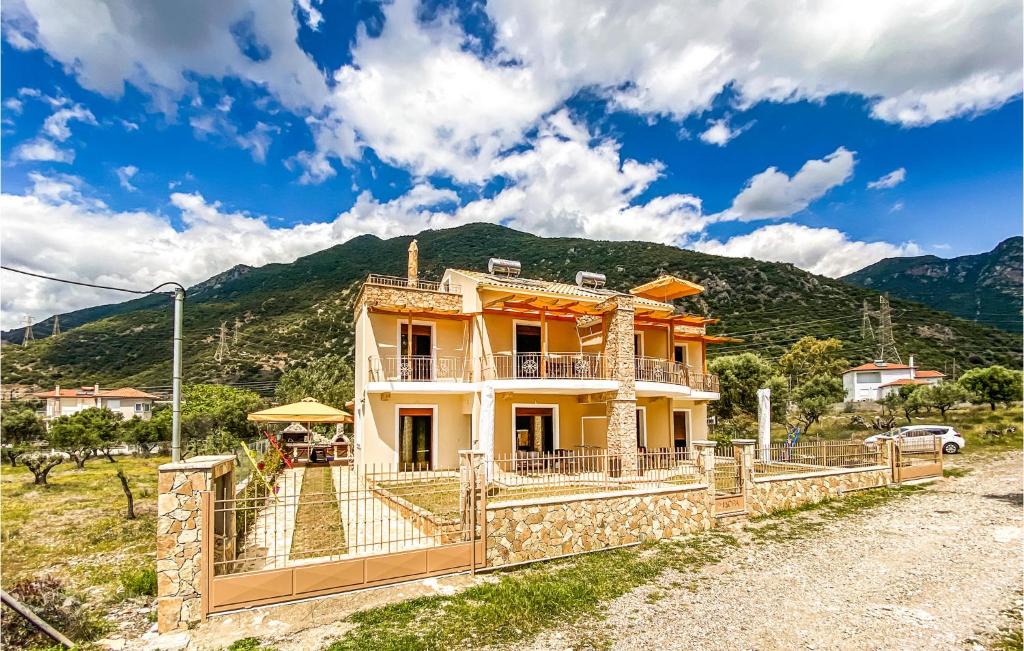 Skaloma Apartment | Lovely Apartment In Nafpaktos