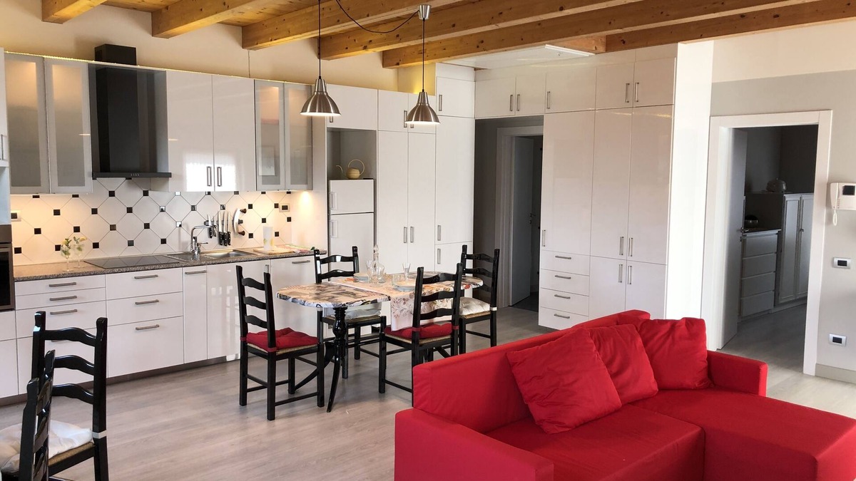 Casteldidone Apartment | Lovely apartment with private parking