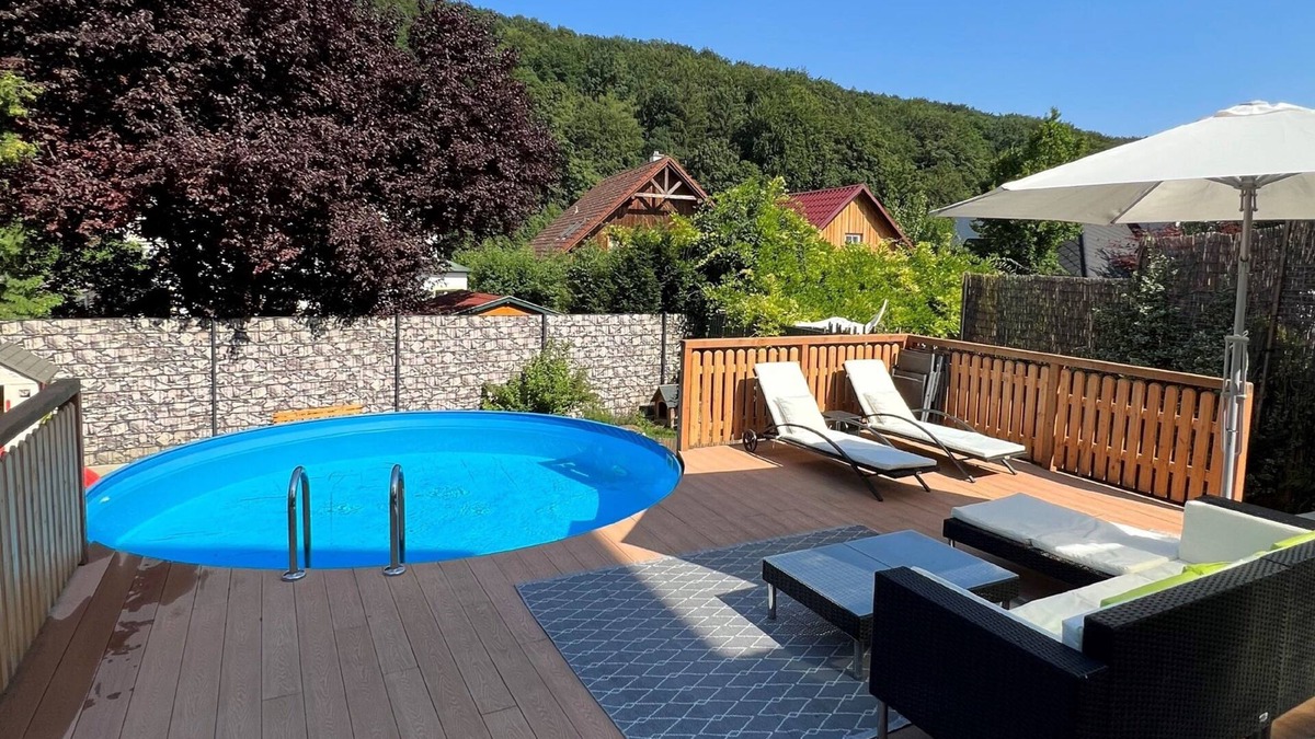 Penzing Apartment | Lovely apartment near Vienna with a private pool