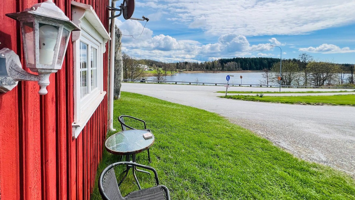 Hallevadsholm Apartment | Lovely apartment in Hällevadsholm