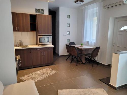 Kecskemet Apartment | Lovely Apartment with free parking