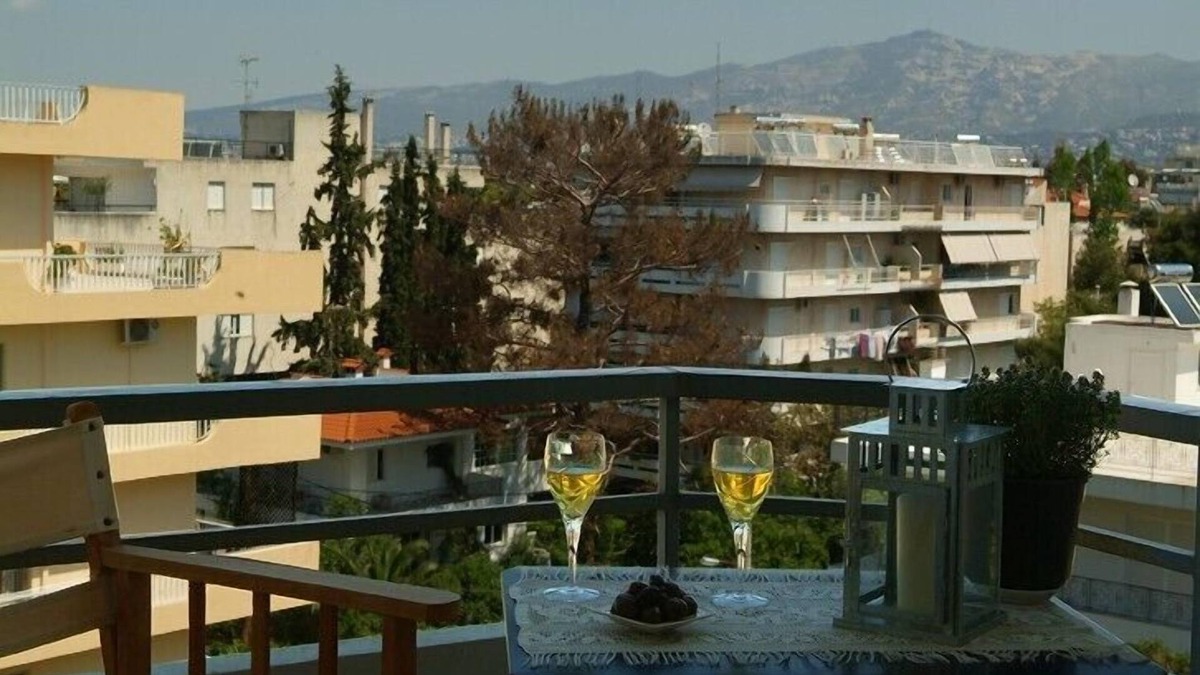 Agia Paraskevi Apartment | Lovely Athens Apartment in quiet neighbourhood with views of Mount Hymettos