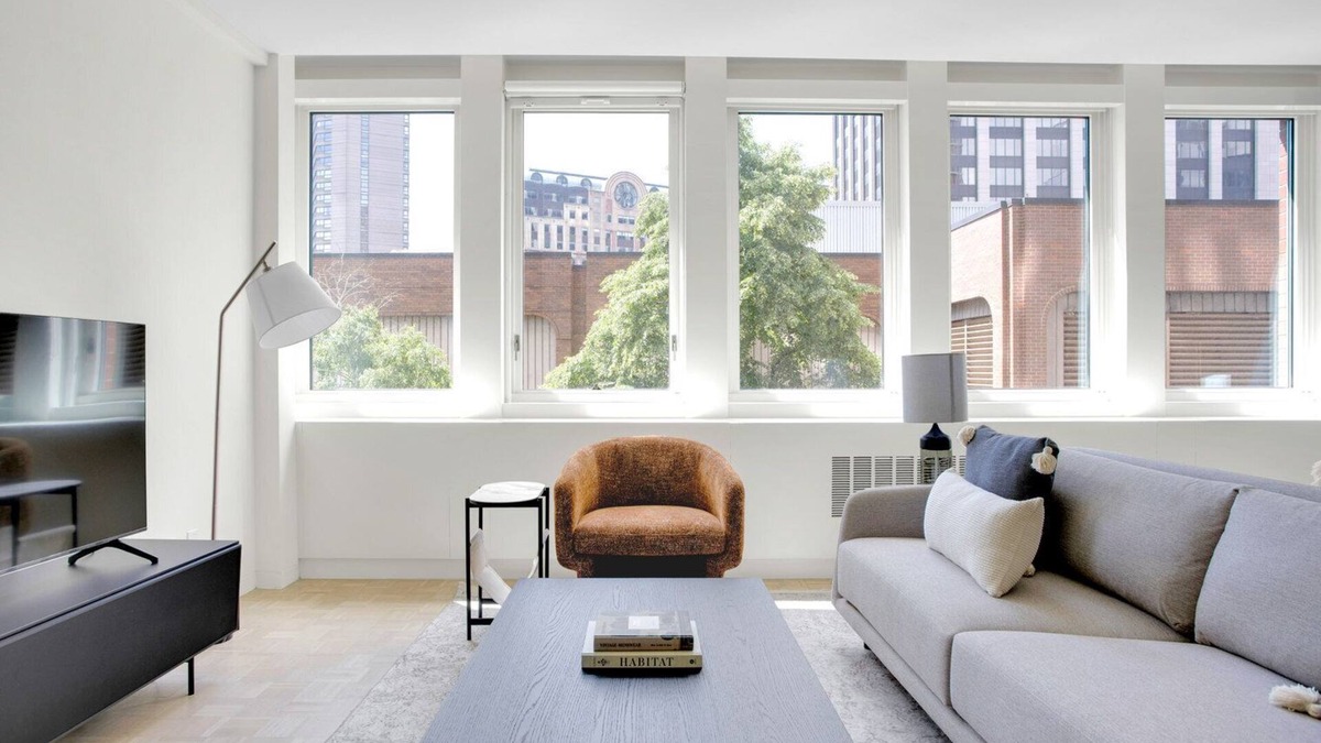 Prudential - St. Botolph Apartment | Lovely Back Bay 1BR, by Blueground