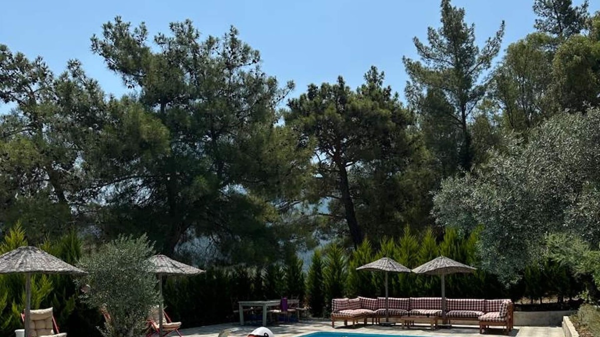 Selcuk House | Lovely Bungalow Surrounded by Nature in Selcuk