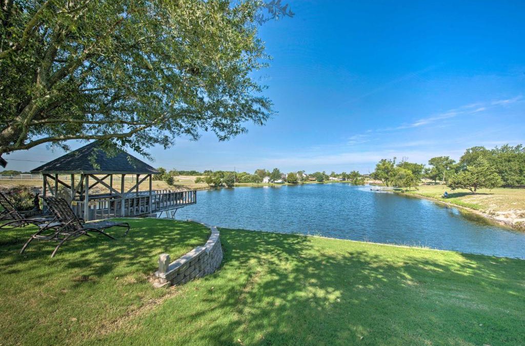 Celina House | Lovely Celina Home with Patio and Views on Lake!