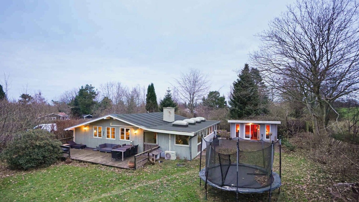Dronningmolle House | Lovely cottage in Dronningmølle