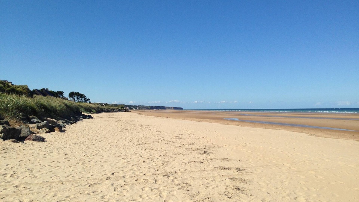 Louvieres House | Lovely Cottage near Omaha Beach