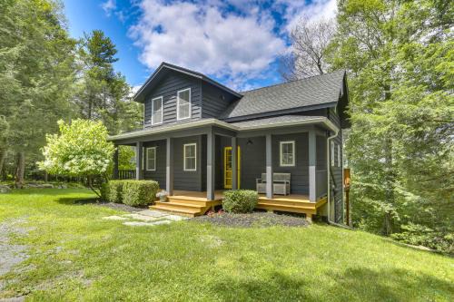 Narrowsburg House | Lovely Country Retreat, 4 Mi to Dtwn Narrowsburg!