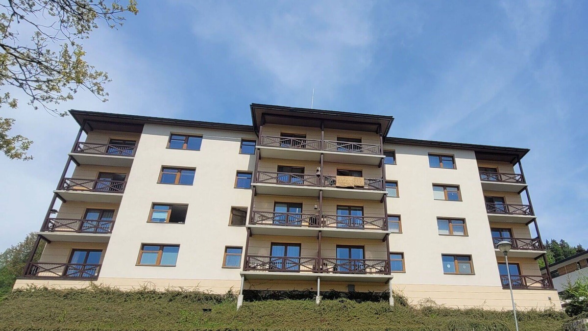 Janske Lazne Apartment | Lovely apartment for 4 guests with WIFI, TV and balcony