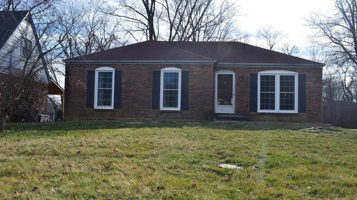 Woodland Hills House | Lovely Derby Home on a Quiet Street!