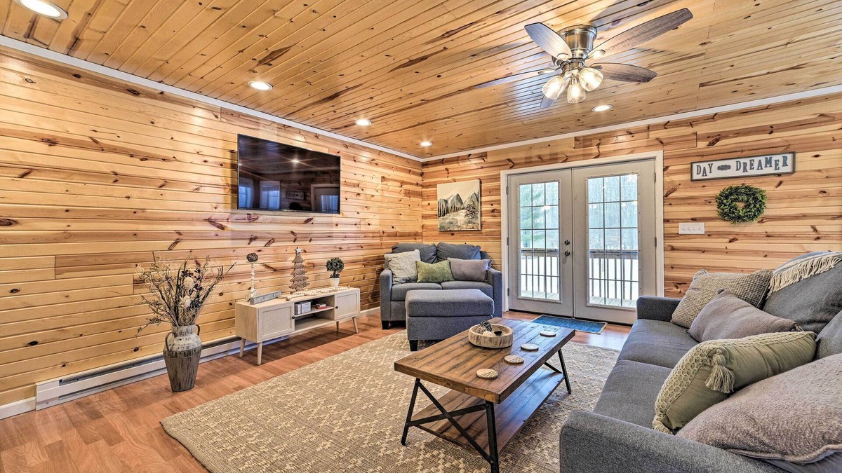 Mancelona Cabin | Lovely Elmira Cabin w/Deck, 18 Mi to Gaylord