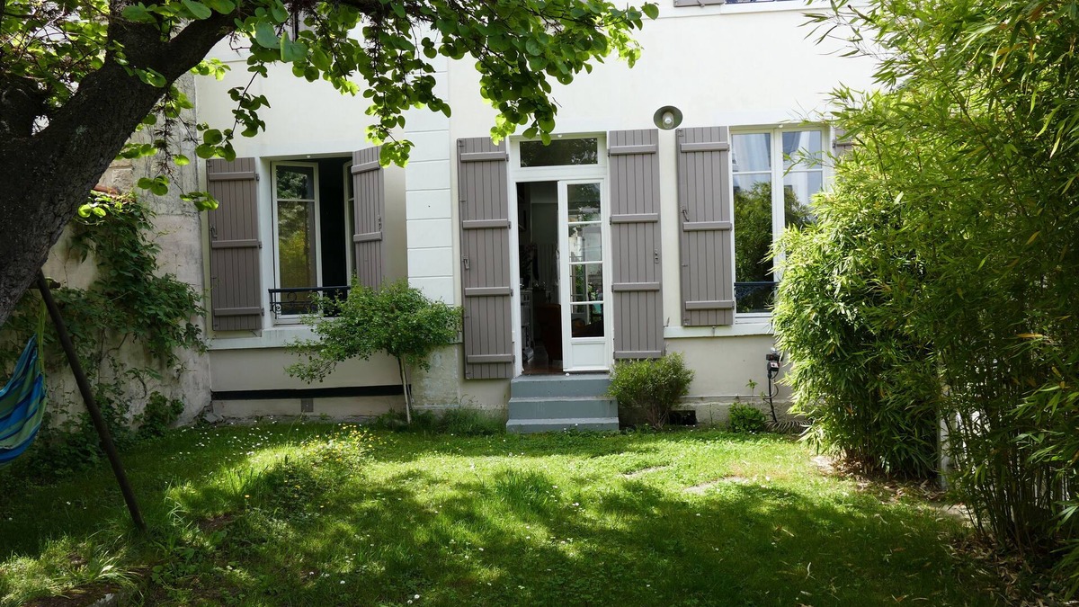 Chatou Apartment | LOVELY FLAT WITH GARDEN NEAR PARIS & JO 2024