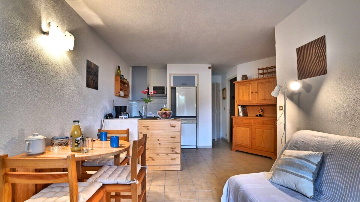 Dolus-d'Oleron Apartment | Lovely apartment for 4 guests with pool and terrace