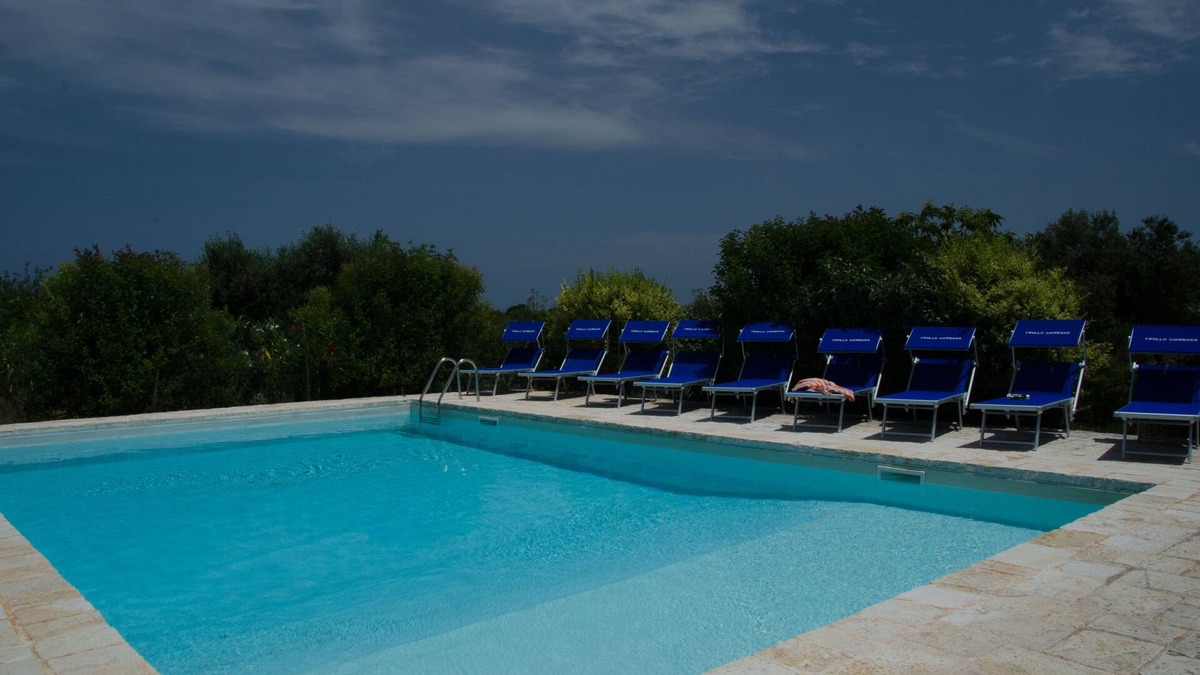 Locorotondo Villa | Lovely fully restored trullo country house, large fenced pool and wifi