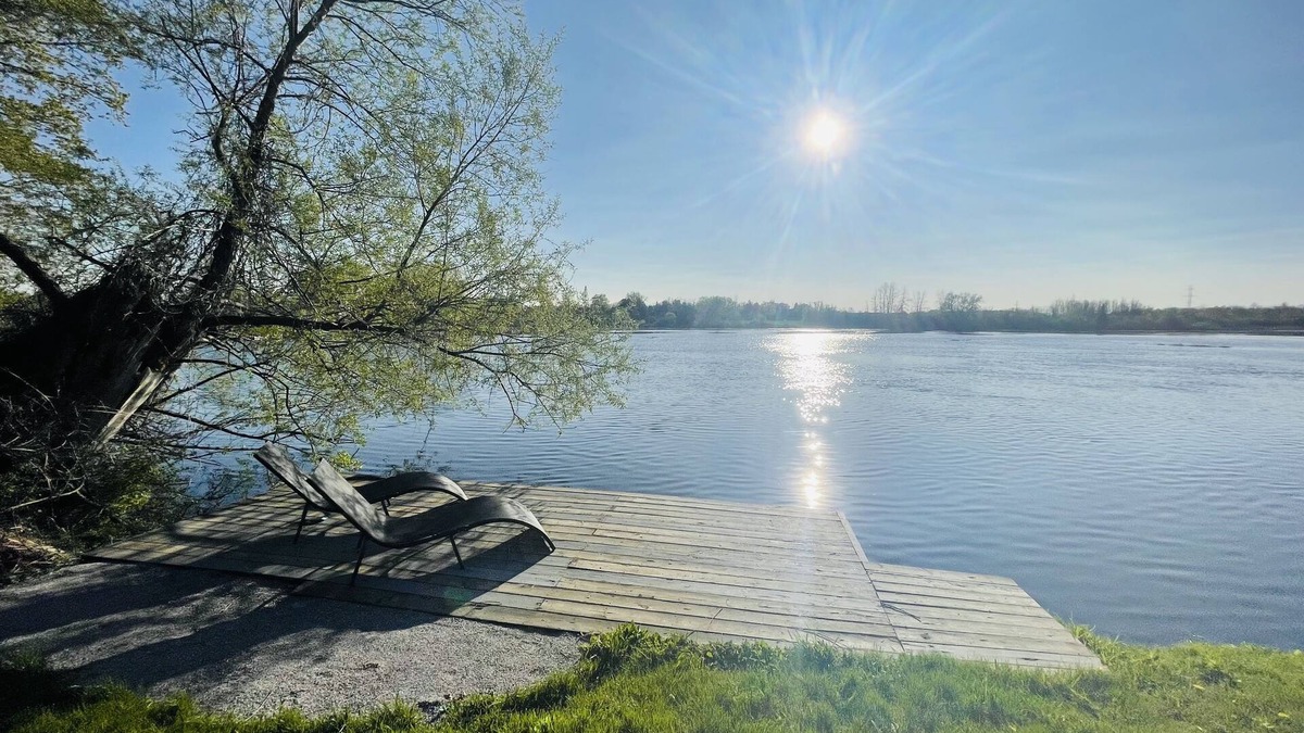 Jasper Cottage | Lovely get away waterfront home