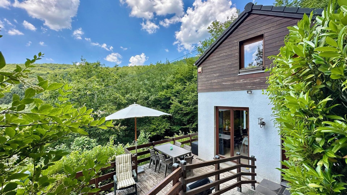 Aywaille Ski Chalet | Lovely gite with a pretty view over the valley