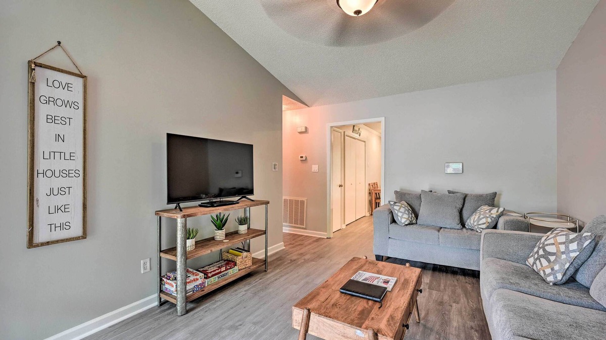 High Point House | Lovely High Point Abode ~ 2 Mi to University!