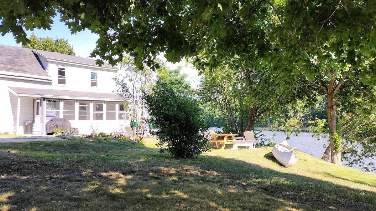 Fairfield Cottage | Lovely Historic Waterfront Home on Kennebec River, by Month, or weeks in Summer