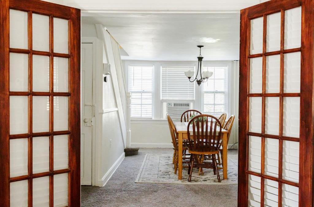 Williamsport House | Lovely Historic Williamsport Home-ArtizanSt-RmA