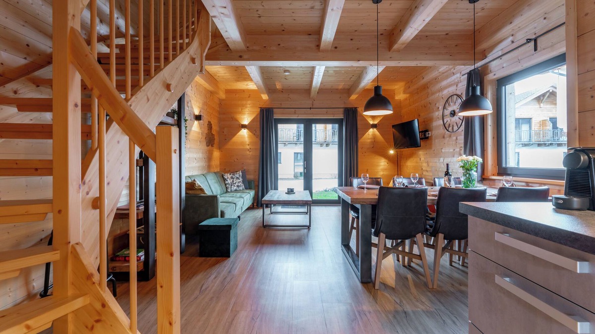 Jenig House | Lovely holiday home on park near ski resort