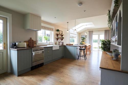 Ogonnelloe Cabin | Lovely home close to Killaloe and Lough Derg