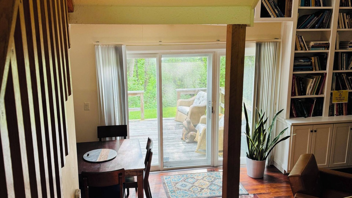 Williamstown House | Lovely Home for Your Berkshires Trip, Clark Museum or MASS MoCA Visit