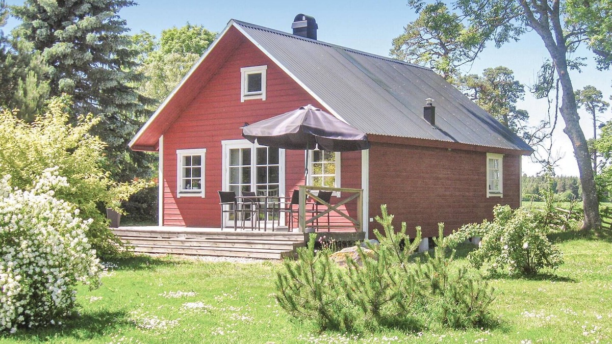 Masterby House | Lovely home in Gotlands Tofta with WiFi