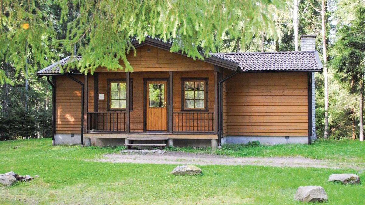 Vathult House | Lovely home in Gislaved with lake view