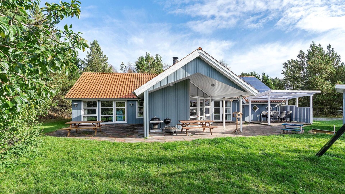 Jerup House | Lovely home in Jerup with sauna
