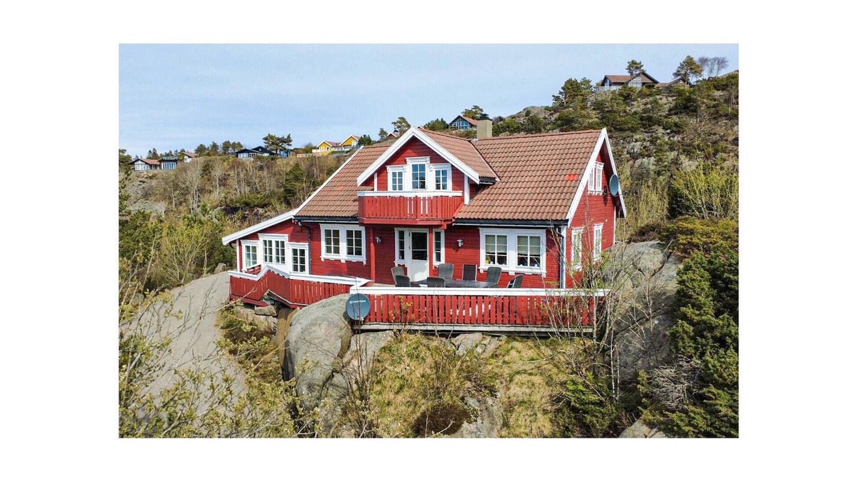 Lindesnes House | Lovely home in Lindesnes with sauna