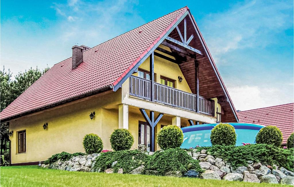 Malechowo House | Lovely Home In Malechowo With Wifi