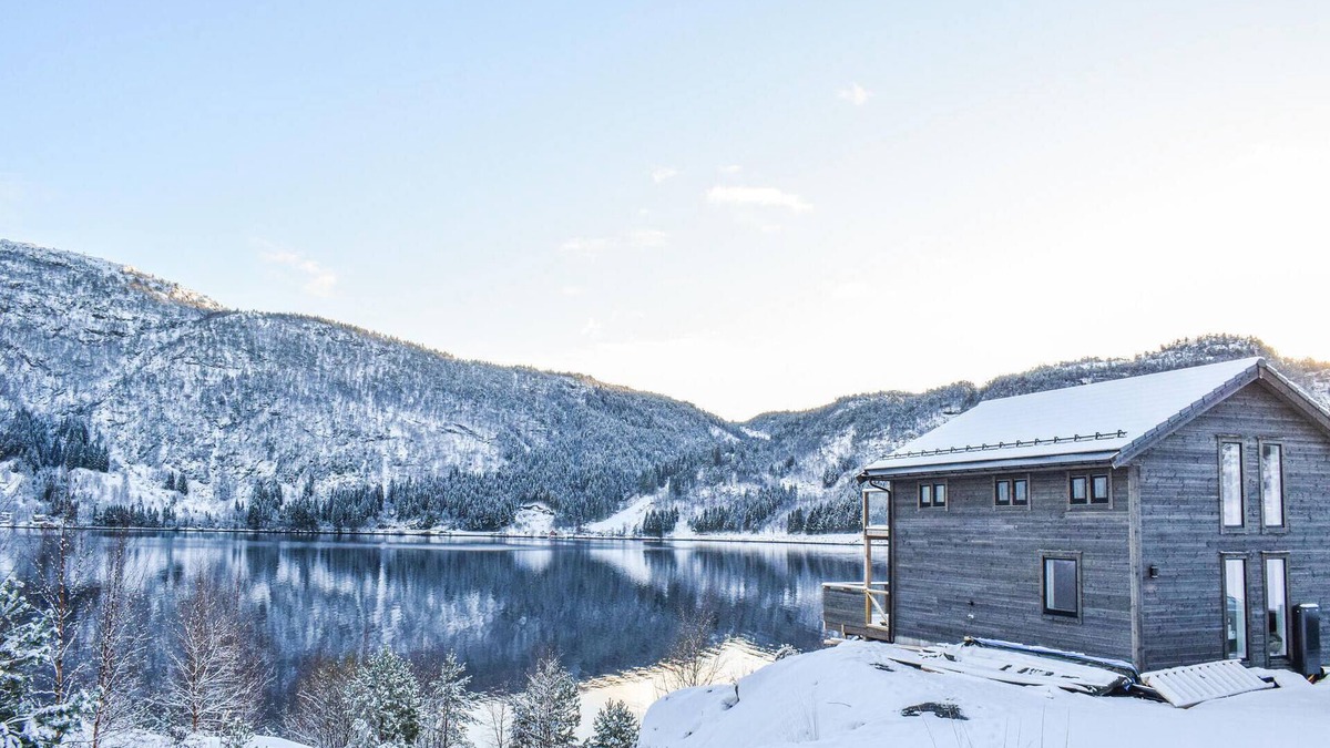 Masfjorden House | Lovely home in Masfjordnes with WiFi
