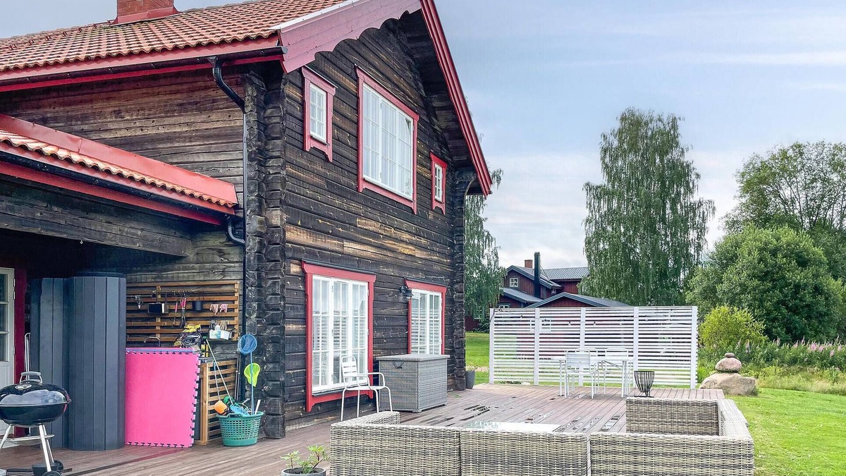 Dalarna House | Lovely home in Mora with sauna
