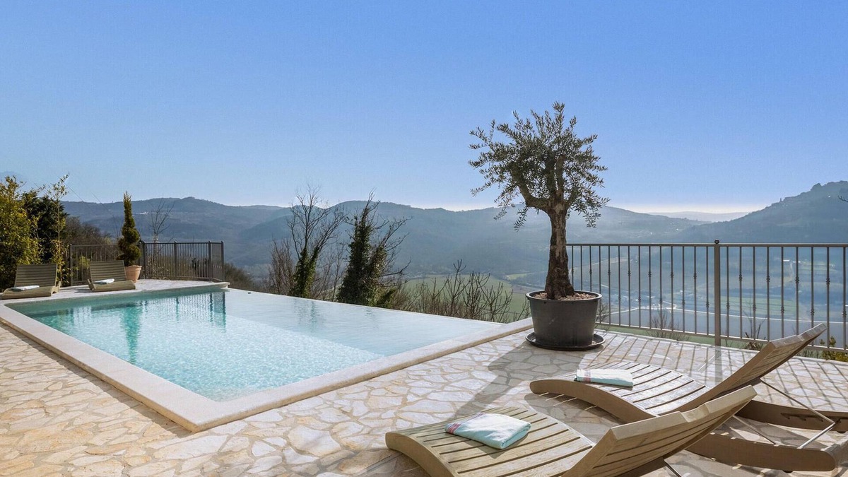 Sveti Bartol House | Lovely home in Motovun