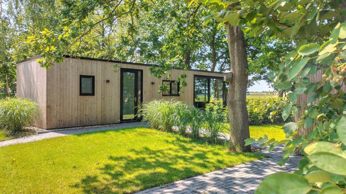 Oosterwolde House | Lovely home in Oosterwolde with WiFi