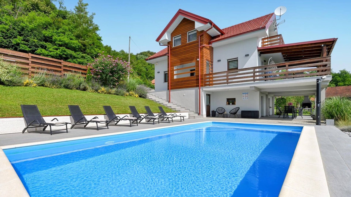 Pregrada House | Lovely home in Pregrada with sauna