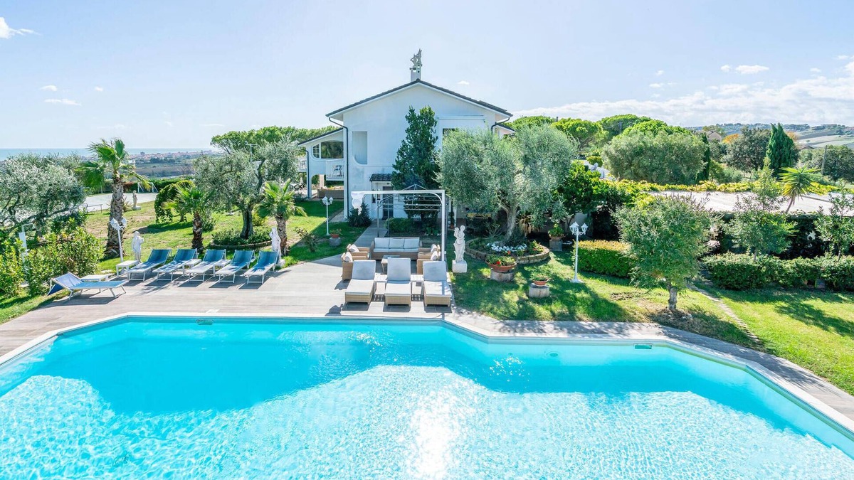 San Costanzo House | Lovely home in S.Costanzo (PU)