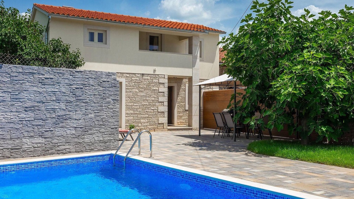 Kringa House | Lovely home in Tinjan