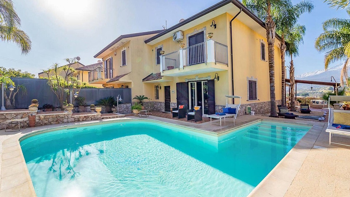 Trappitello House | Lovely home in Trappitello with WiFi