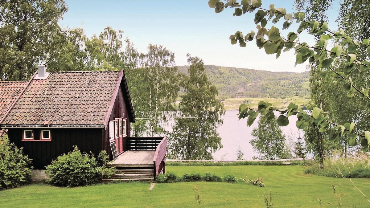 Sndre Land House | Lovely home in Vestsida with WiFi