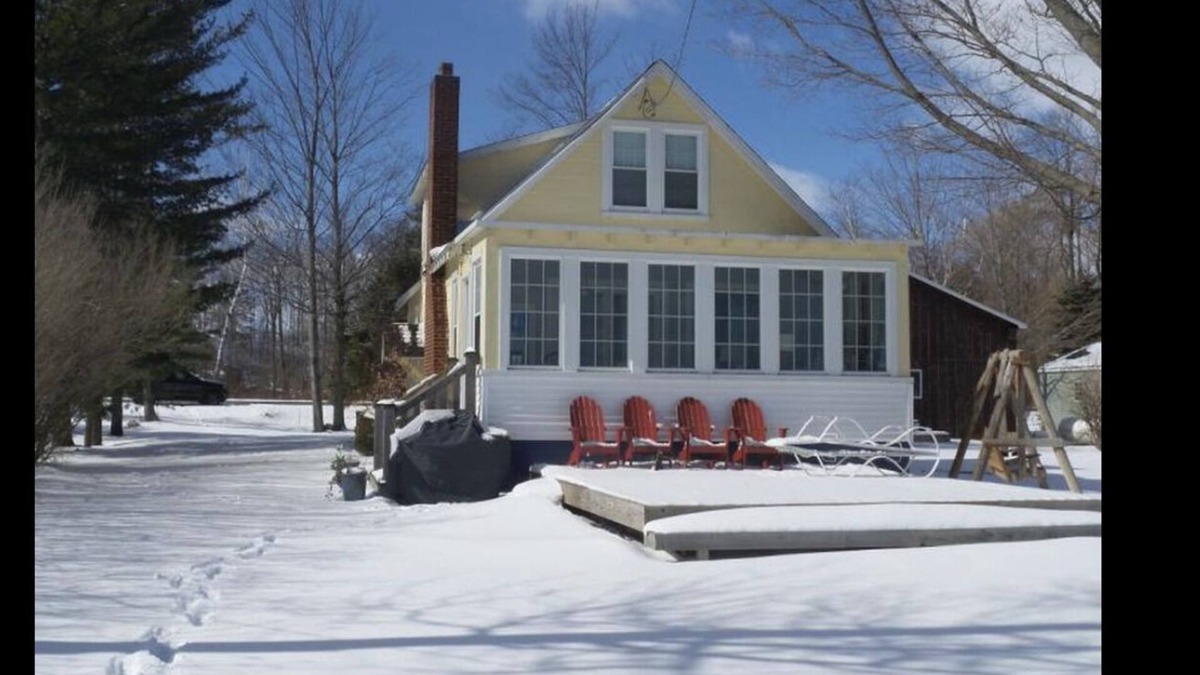 Harbor Beach House | Lovely home on Lake Huron