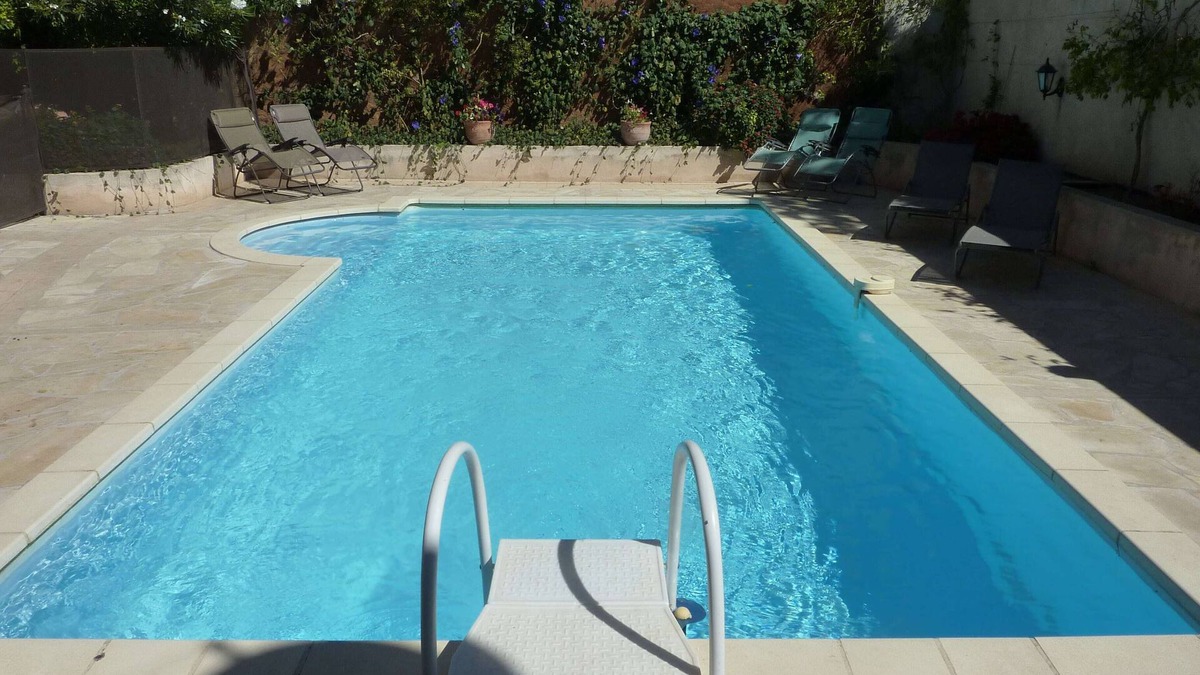 Raissac-d'Aude House | Lovely house, garden with pool in tranquil village near coast and countryside