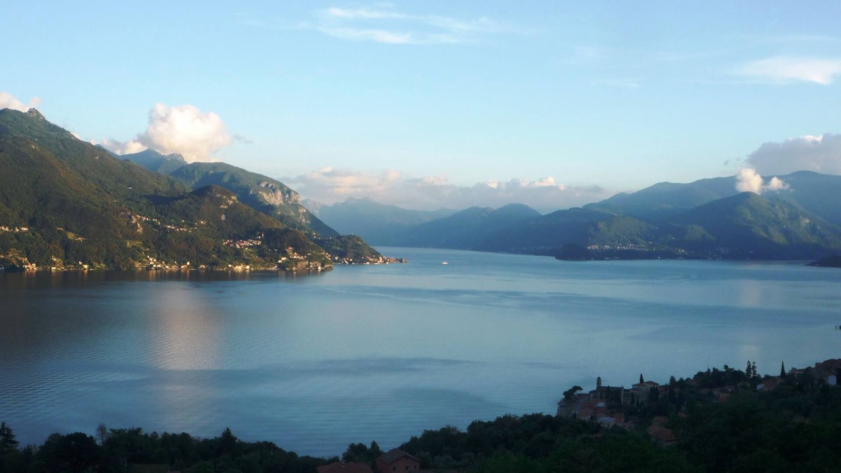 Santa Maria - Rezzonico House | Lovely House with Vine-Covered Terrace Overlooking Lake Como