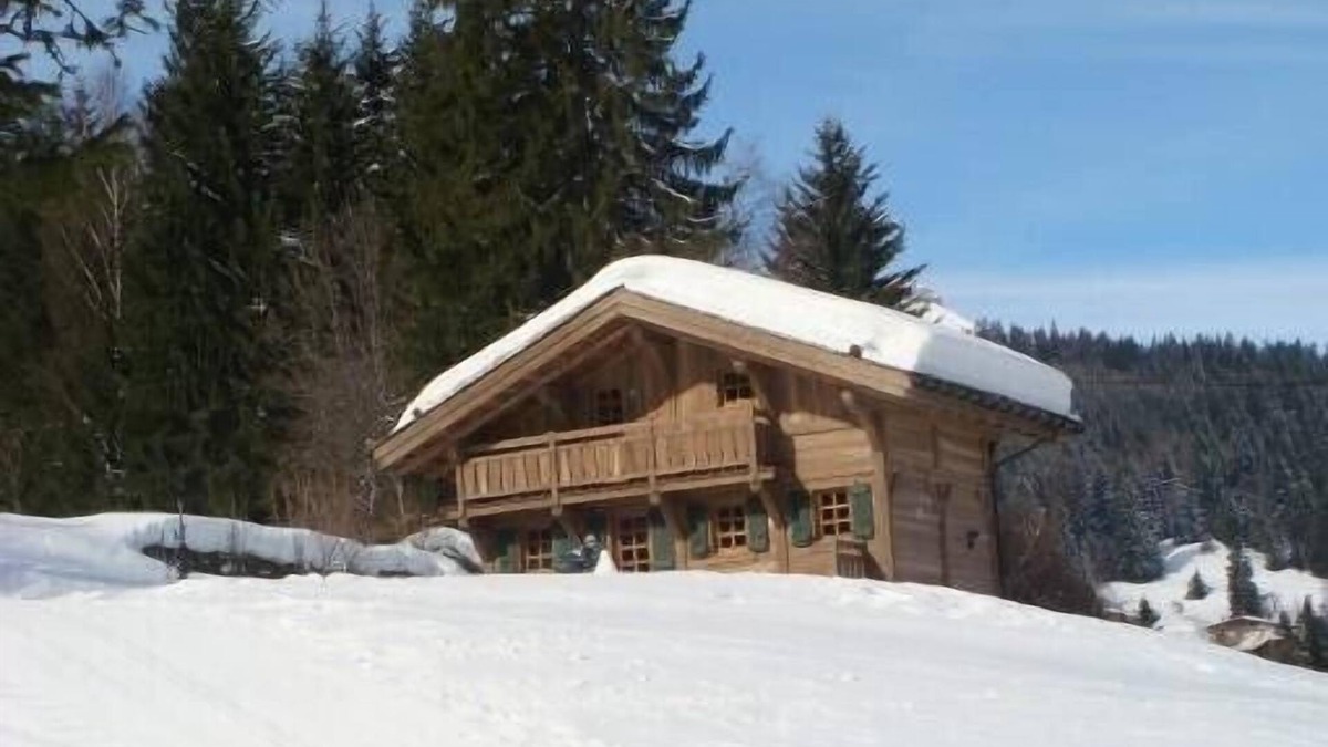 Combloux Ski Chalet | Lovely little cottage on the edge of the slopes, beautiful view of Mont Blanc