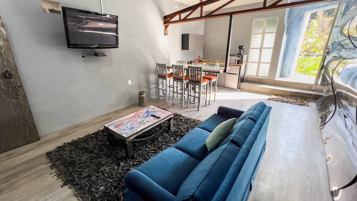 San Luis Potosi Apartment | Lovely Loft 10 min from downtown - Free Parking